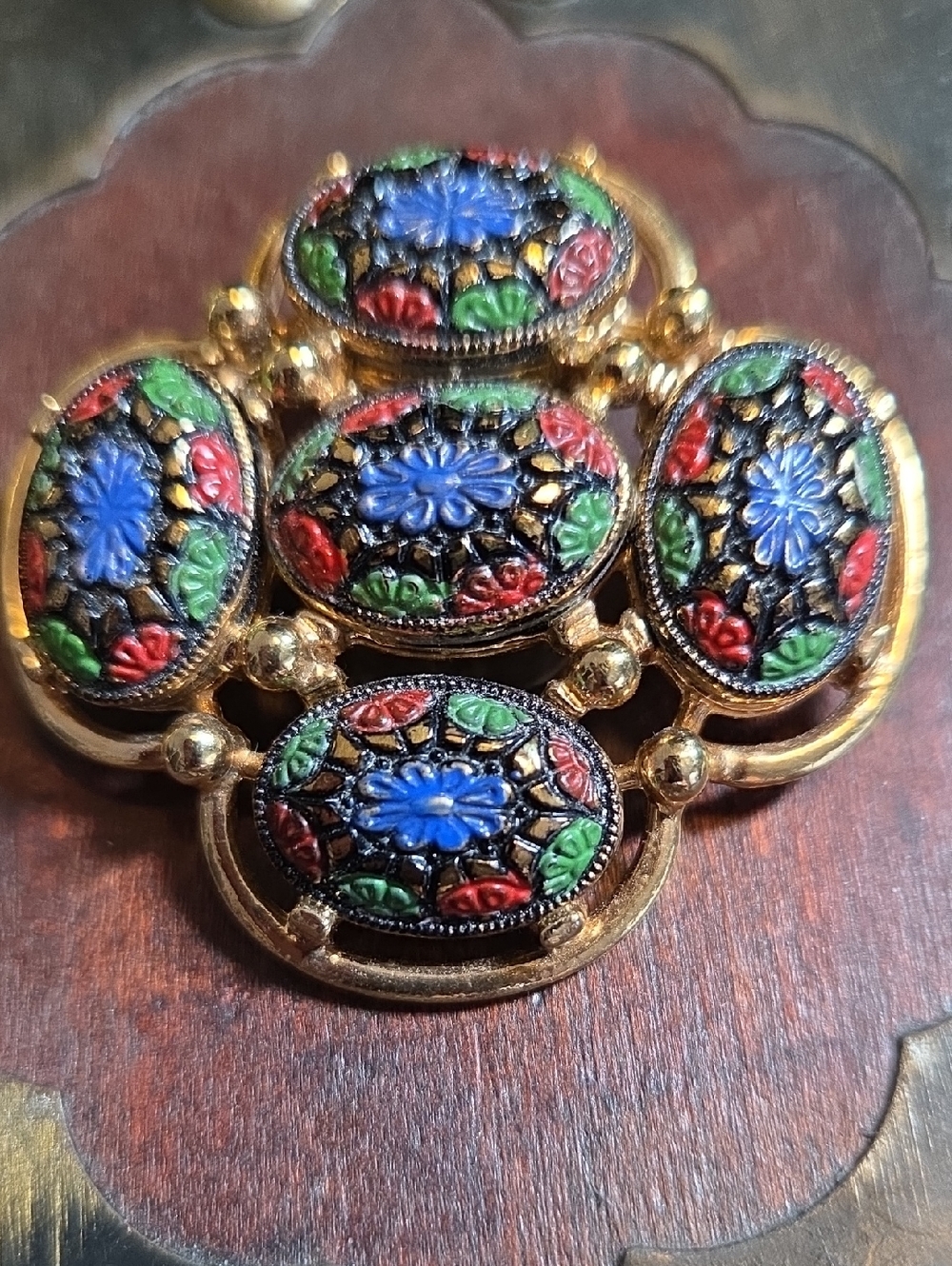 Vintage Sarah Coventry Gold-Tone " Light Of The East"Brooch - Collectable